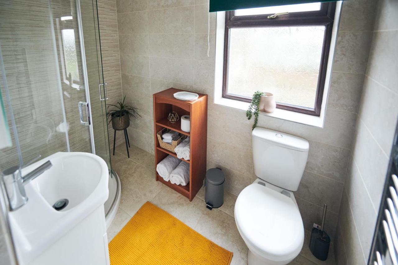 Maes Y Mel- A Couples, Pet Friendly, Rural Romantic Getaway With Countryside Views Gellywen Exteriér fotografie